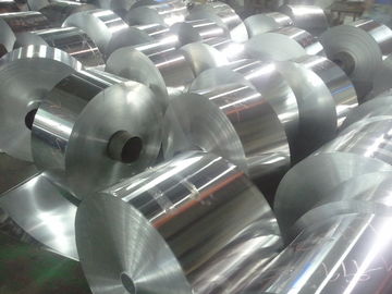 China Papel de aluminio industrial del embalaje flexible 0,1 x 60m m para el tubo del respiradero proveedor